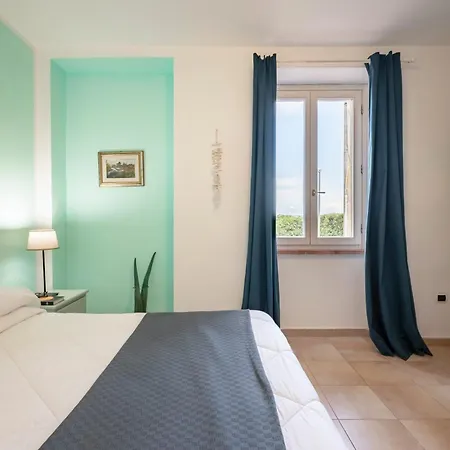 Apart Otel Ombra E 2*