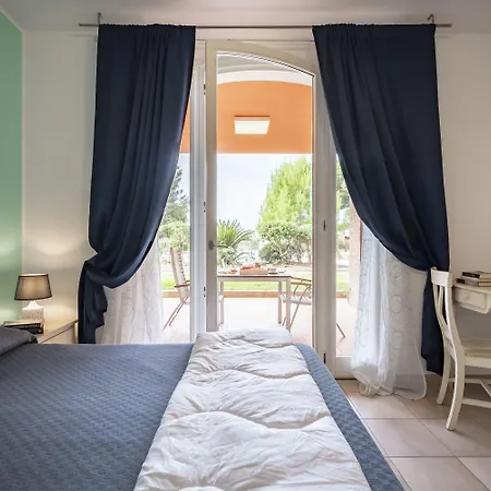 Ombra E 3* 폴로니카